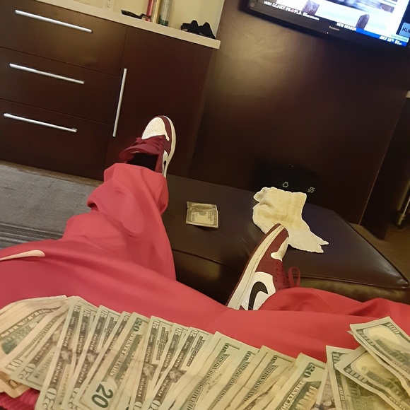 Meet your Posher, Anthony - Picture 1 of 1